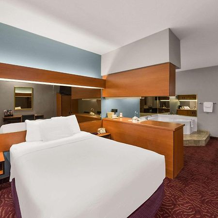 Econo Lodge Inn & Suites Mesquite - Dallas East Exterior foto